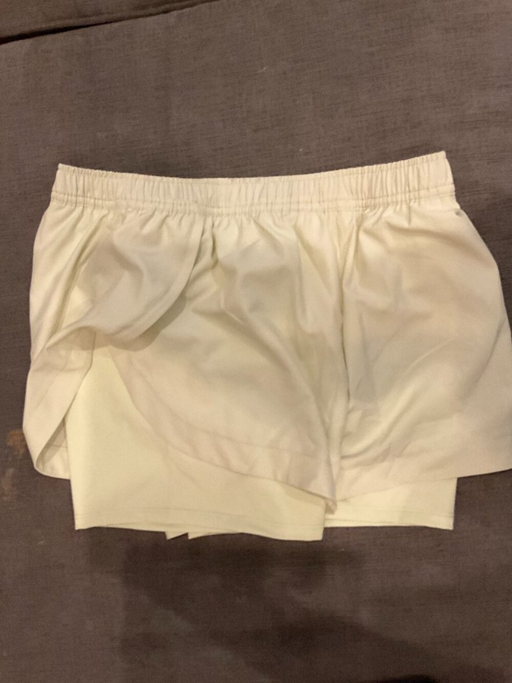 Vuori Athletic Shorts Light Yellow Lime Size S Built-In Liner - Picture 2 of 4